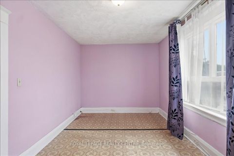 Photo 13 at 115 Priscilla Avenue, Bloor West Village, Toronto