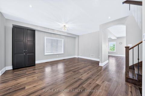 Photo 5 at 1160 Peelar Crescent, Lefroy, Innisfil