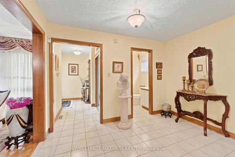 Photo 4 at 21 Diamond Street, West Woodbridge, Vaughan