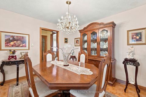 Photo 10 at 21 Diamond Street, West Woodbridge, Vaughan