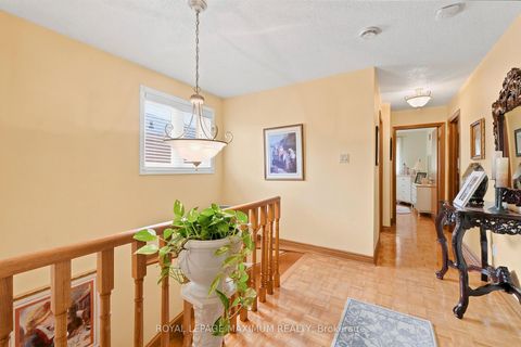 Photo 21 at 21 Diamond Street, West Woodbridge, Vaughan