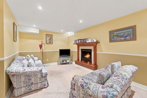 Photo 32 at 21 Diamond Street, West Woodbridge, Vaughan