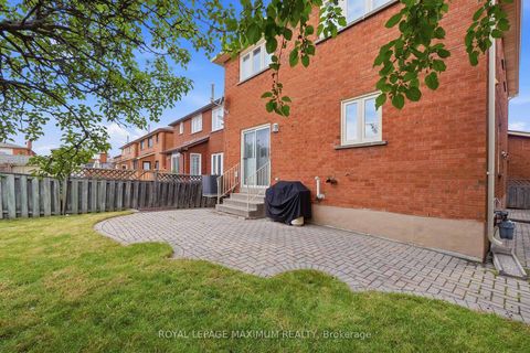 Photo 38 at 21 Diamond Street, West Woodbridge, Vaughan