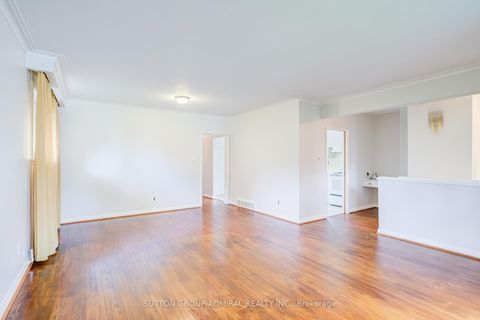 Photo 5 at 72 Cornerbrook Drive, Donalda, Toronto