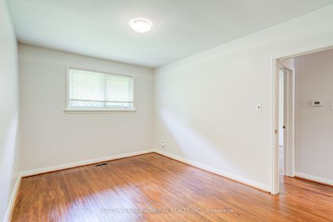 Photo 12 at 72 Cornerbrook Drive, Donalda, Toronto