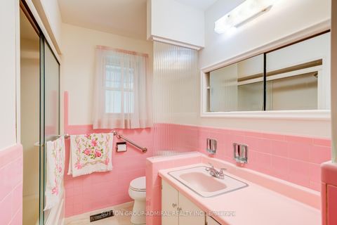 Photo 17 at 72 Cornerbrook Drive, Donalda, Toronto