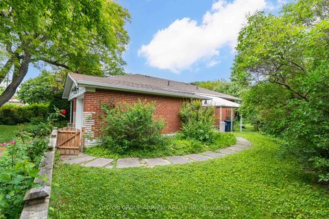 Photo 26 at 72 Cornerbrook Drive, Donalda, Toronto