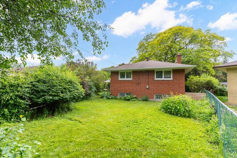 Photo 31 at 72 Cornerbrook Drive, Donalda, Toronto