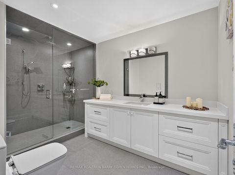 Photo 43 at 167 Old Yonge Street, Windfields, Toronto