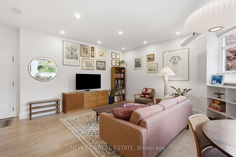 Photo 5 at 39 - 371 Wallace Avenue, Junction, Toronto