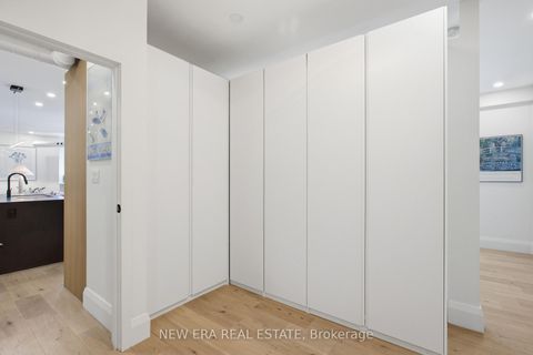 Photo 14 at 39 - 371 Wallace Avenue, Junction, Toronto