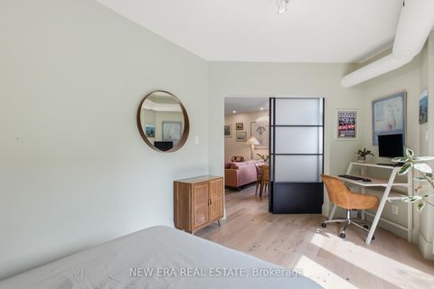 Photo 22 at 39 - 371 Wallace Avenue, Junction, Toronto