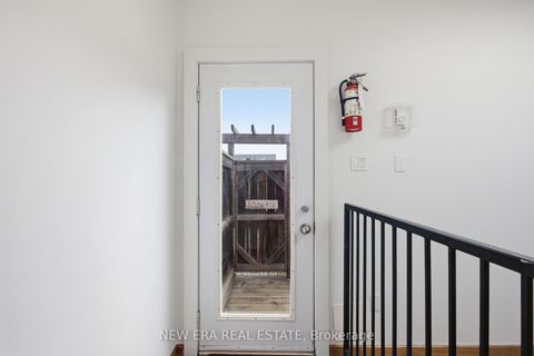 Photo 26 at 39 - 371 Wallace Avenue, Junction, Toronto