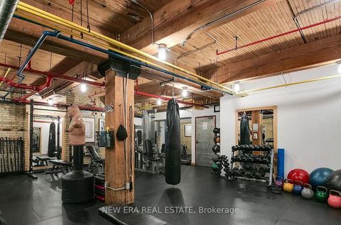Photo 30 at 39 - 371 Wallace Avenue, Junction, Toronto
