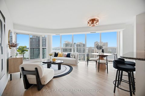 Photo 1 at #2511 - 19 Grand Trunk Crescent, Waterfront Communities C1, Toronto