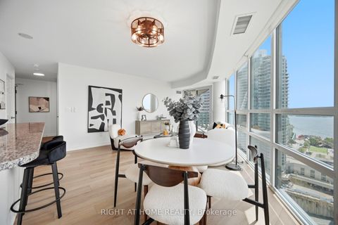 Photo 12 at #2511 - 19 Grand Trunk Crescent, Waterfront Communities C1, Toronto