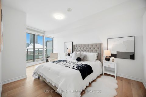 Photo 20 at #2511 - 19 Grand Trunk Crescent, Waterfront Communities C1, Toronto