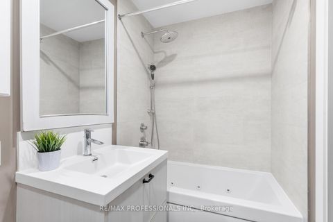 Photo 15 at 505 - 38 Cameron Street, Chinatown, Toronto