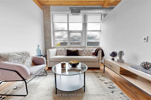 Photo 10 at 405 - 2154 Dundas Street W, Roncesvalles, Toronto