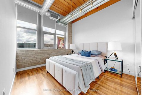 Photo 12 at 405 - 2154 Dundas Street W, Roncesvalles, Toronto