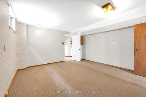 Photo 23 at 76 Harrington Crescent, Steeles, Toronto