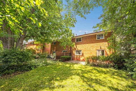 Photo 33 at 76 Harrington Crescent, Steeles, Toronto
