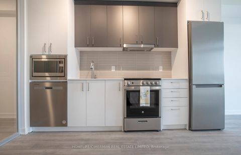 Photo 9 at Suite A - 2008 - 30 Upper Mall Way, Brownridge, Vaughan