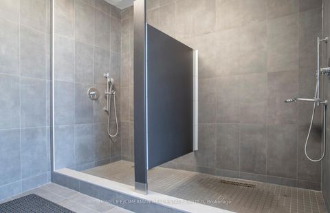Photo 37 at Suite A - 2008 - 30 Upper Mall Way, Brownridge, Vaughan