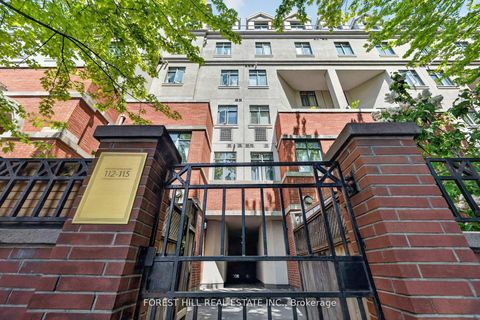 Photo 1 at TH 115 - 500 Richmond Street W, Waterfront Communities C1, Toronto