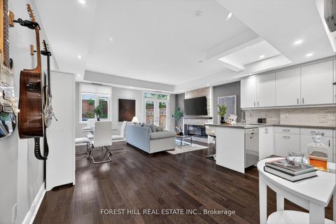Photo 9 at TH 115 - 500 Richmond Street W, Waterfront Communities C1, Toronto