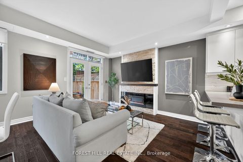 Photo 10 at TH 115 - 500 Richmond Street W, Waterfront Communities C1, Toronto