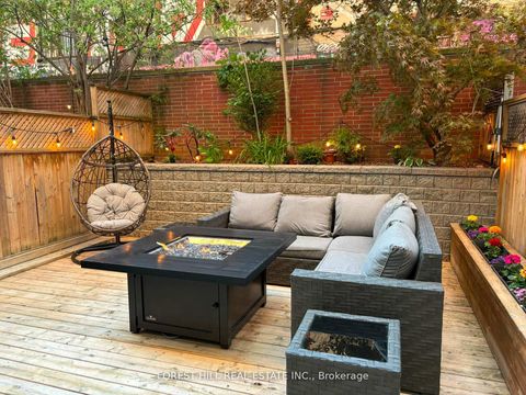 Photo 26 at TH 115 - 500 Richmond Street W, Waterfront Communities C1, Toronto