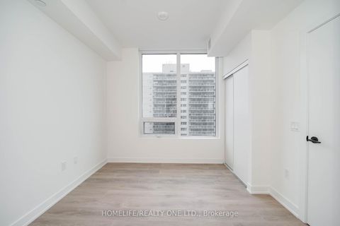 Photo 14 at 1111 - 117 Broadway Avenue, Mount Pleasant West, Toronto