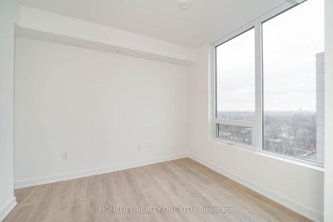 Photo 16 at 1111 - 117 Broadway Avenue, Mount Pleasant West, Toronto
