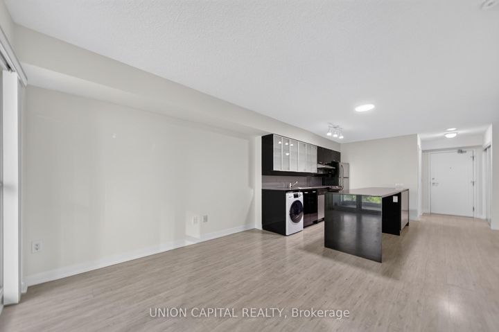 Photo 24 at 315 - 15 Singer Court, Bayview Village, Toronto