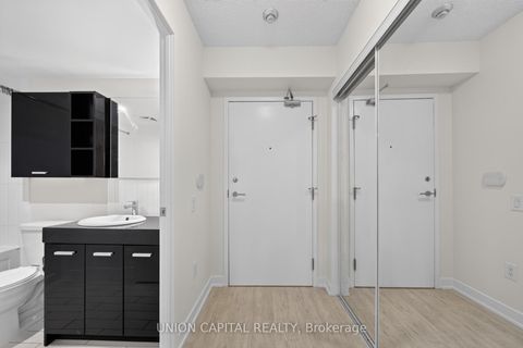 Photo 5 at 315 - 15 Singer Court, Bayview Village, Toronto