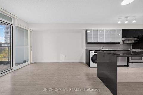 Photo 29 at 315 - 15 Singer Court, Bayview Village, Toronto