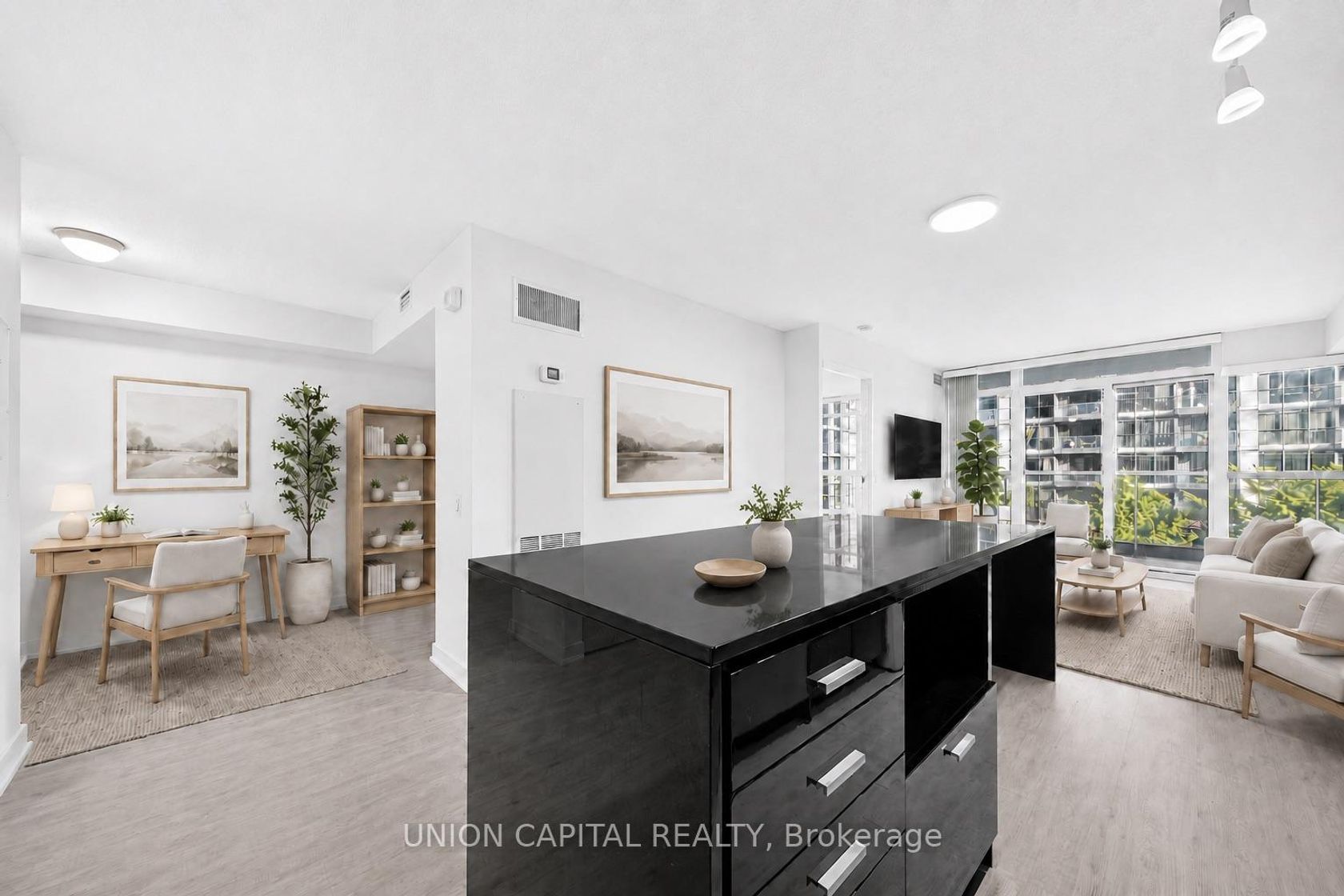 315 - 15 Singer Court, Bayview Village, Toronto 