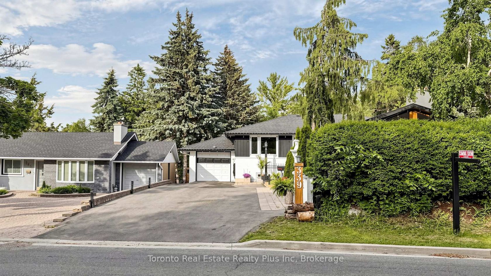 339 East Avenue, Rouge E10, Toronto 