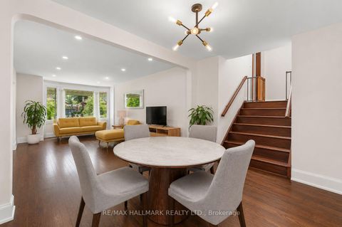 Photo 4 at 8 Davies Crescent, East York, Toronto