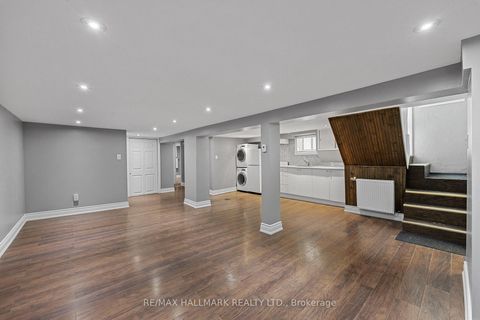 Photo 21 at 8 Davies Crescent, East York, Toronto
