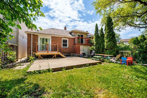 Photo 31 at 8 Davies Crescent, East York, Toronto