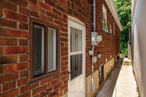 Photo 36 at 8 Davies Crescent, East York, Toronto
