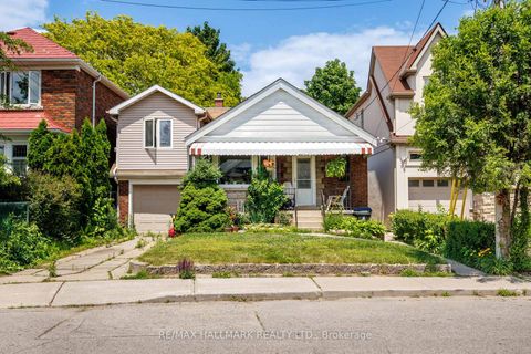 Photo 39 at 8 Davies Crescent, East York, Toronto
