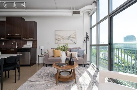Photo 5 at 1016 - 2 Fieldway Road, City Centre West, Toronto