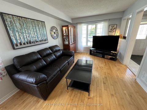 Photo 2 at 234 Esther Drive, Painswick South, Barrie