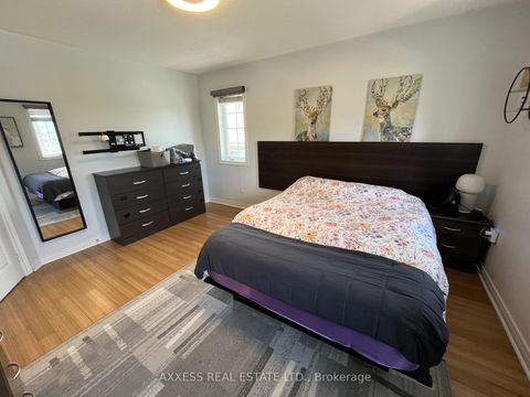 Photo 13 at 234 Esther Drive, Painswick South, Barrie