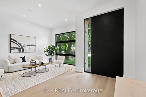 Photo 2 at 51 Thirty Ninth Street, Long Branch, Toronto
