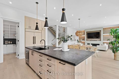 Photo 12 at 51 Thirty Ninth Street, Long Branch, Toronto