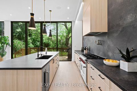 Photo 13 at 51 Thirty Ninth Street, Long Branch, Toronto